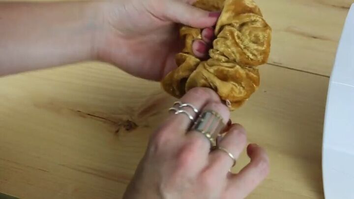 how to make a scrunchie from leftover material, Sewing up the hole