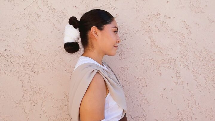 diy star wars costumes for halloween rey and baby yoda, Rey hairstyle