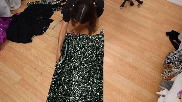 how to make a sexy sequin dress, Cutting