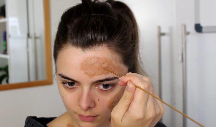 gruesome game of thrones makeup tutorial, Drawing scales
