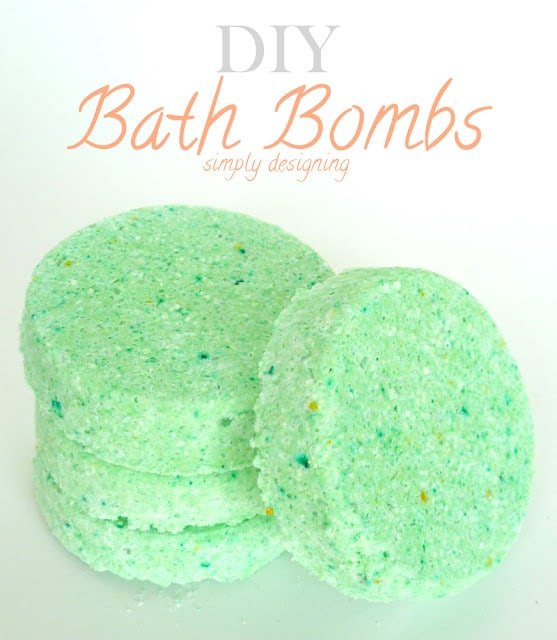 how to make soap with oatmeal and cinnamon, DIY Bath Bombs