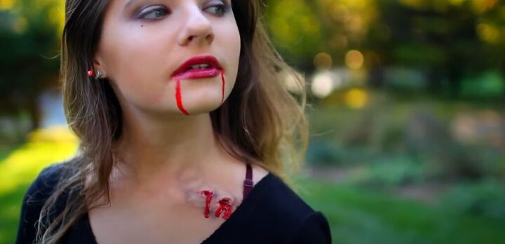 3 quick and easy halloween costume ideas, Completed vampire makeup look