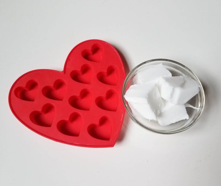 homemade strawberry scented mini heart soaps, Homemade Strawberry Scented Mini Heart Soaps