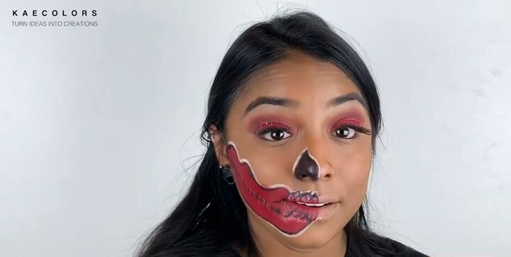 how to do glamorous red skull makeup for halloween, Outlining nose