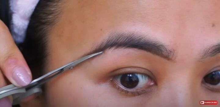 how to pluck your eyebrows easily at home, Trimming eyebrows