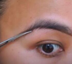 How To Pluck Your Eyebrows Easily At Home Upstyle 6903