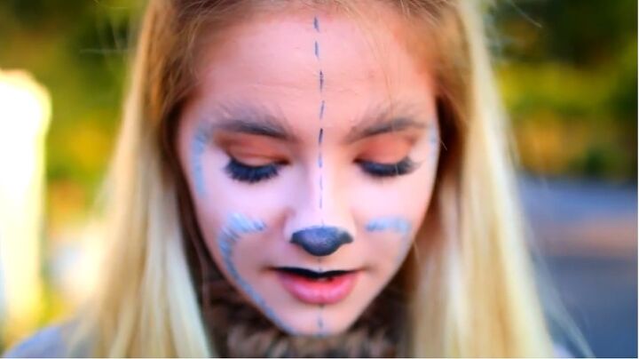 4 easy last minute costume ideas, Completed teddy bear makeup for Halloween