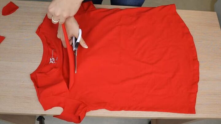 4 Awesome DIY T-Shirt Cutting Ideas | Upstyle