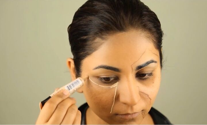 Awesome Terminator Genisys-inspired Makeup Tutorial for Halloween | Upstyle