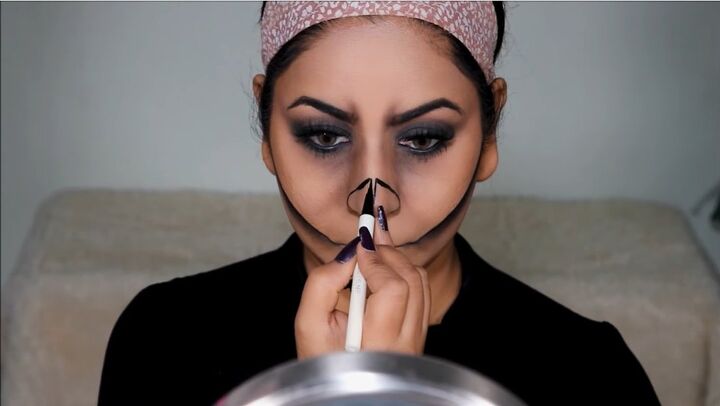 how to do sexy skeleton makeup for halloween, Filling in the nose