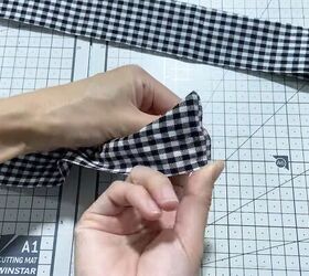 how to make a cute tie front crop top, Folding the strips