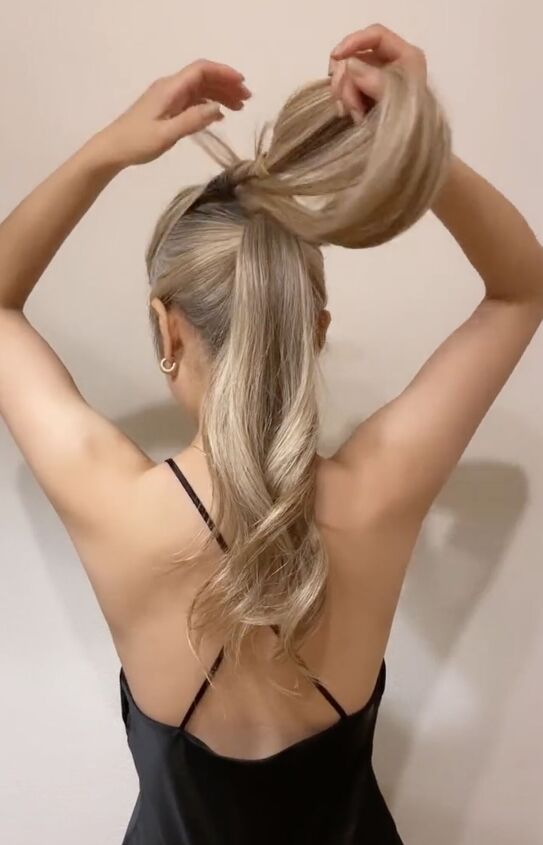 the most voluminous ponytail hack