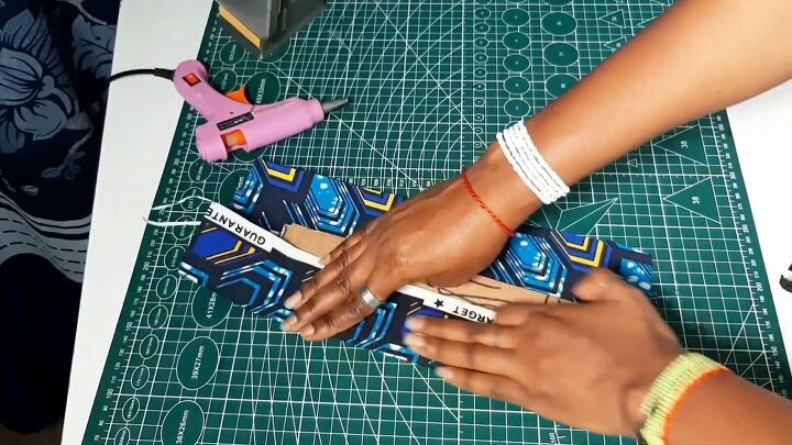 Learn How to Make a Ruffle Tote Bag with this Step-by-Step Tutorial ...