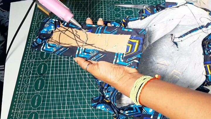 Learn How to Make a Ruffle Tote Bag with this Step-by-Step Tutorial ...