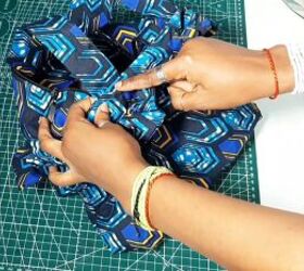 Learn How to Make a Ruffle Tote Bag with this Step-by-Step Tutorial ...