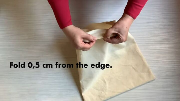 how to make a super cute and sustainable tote bag, Folding edge
