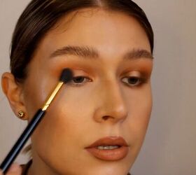 easy halo eye makeup tutorial, Applying eyeshadow