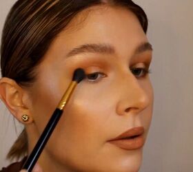 easy halo eye makeup tutorial, Blending eyeshadow