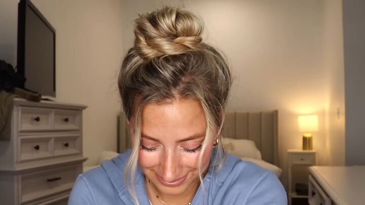 4 pretty messy high bun hairstyle ideas, Completed twist bun hairstyle