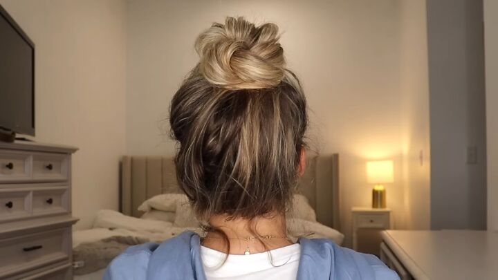 4 pretty messy high bun hairstyle ideas, Completed twist bun hairstyle