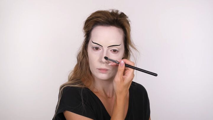 halloween bride of frankenstein makeup tutorial, Shading the nose