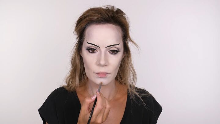 halloween bride of frankenstein makeup tutorial, Contouring face