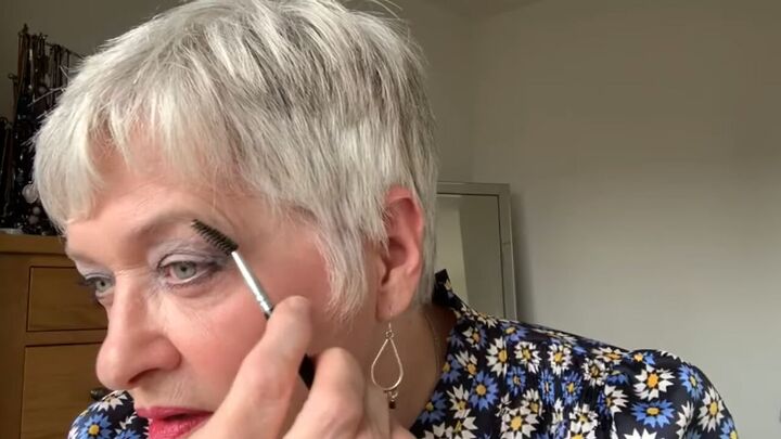 easy beauty tutorial how to fill in sparse eyebrows for older women, Brushing brows