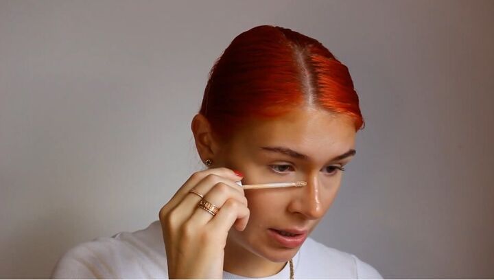 easy 9 step minimal makeup tutorial, Applying concealer