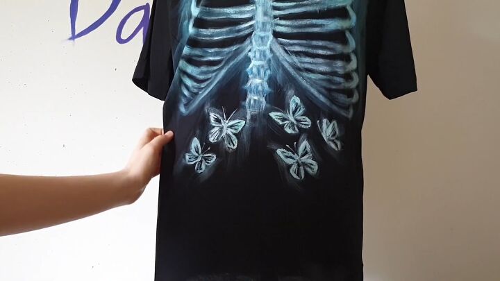 creepy butterflies in stomach x ray t shirt tutorial, Adding the butterflies