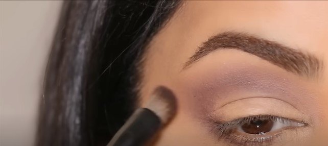 3 Easy Eyeshadow Tutorials for Beginners | Upstyle