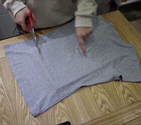 how to create an awesome diy fossil t shirt, Lining up slits