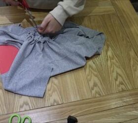 how to create an awesome diy fossil t shirt, Cutting final loop in half
