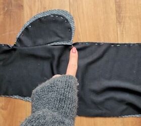 how to diy cute and comfy wide leg joggers, Closing the side seams