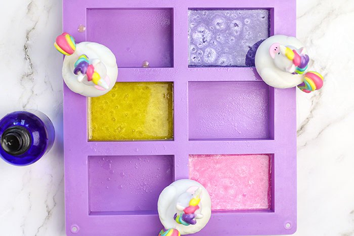 how to make unicorn rubber duck soap