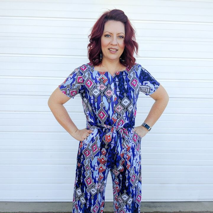 how to add short sleeves to a sleeveless dress Pattern hack : Add sleeves to the peplum top (or any other sleeveless top pattern) In the Folds