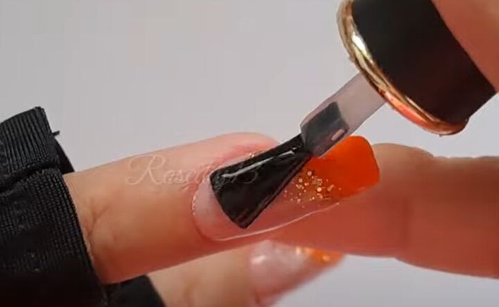 4 step gel nude and orange nails tutorial, Adding a topcoat