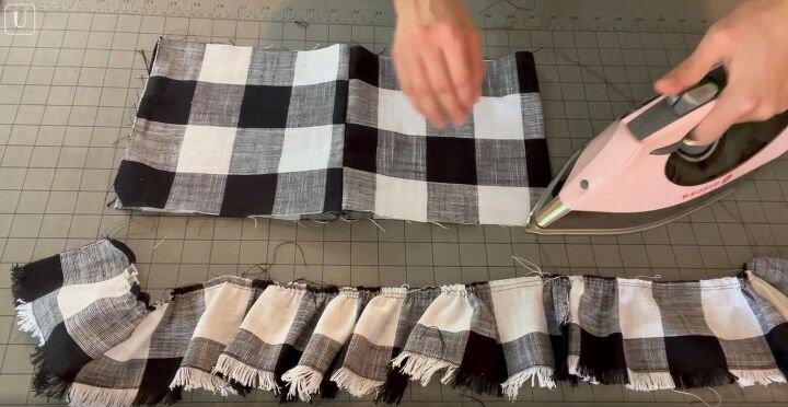 how to diy super cute tops from napkins, Making checked crop top