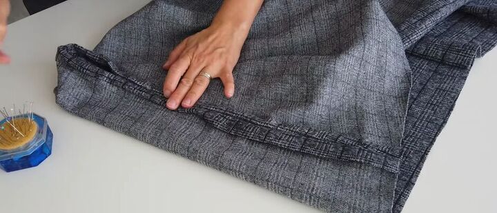 how to sew a cozy cape cardigan, Neatening the seams