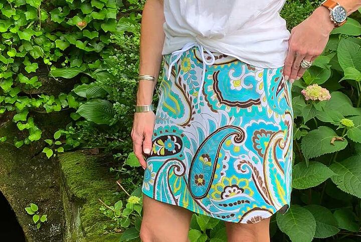easy diy drawstring skirt pattern, DIY drawstring casual skirt worn in a natural spring garden in Eureka Springs Arkansas