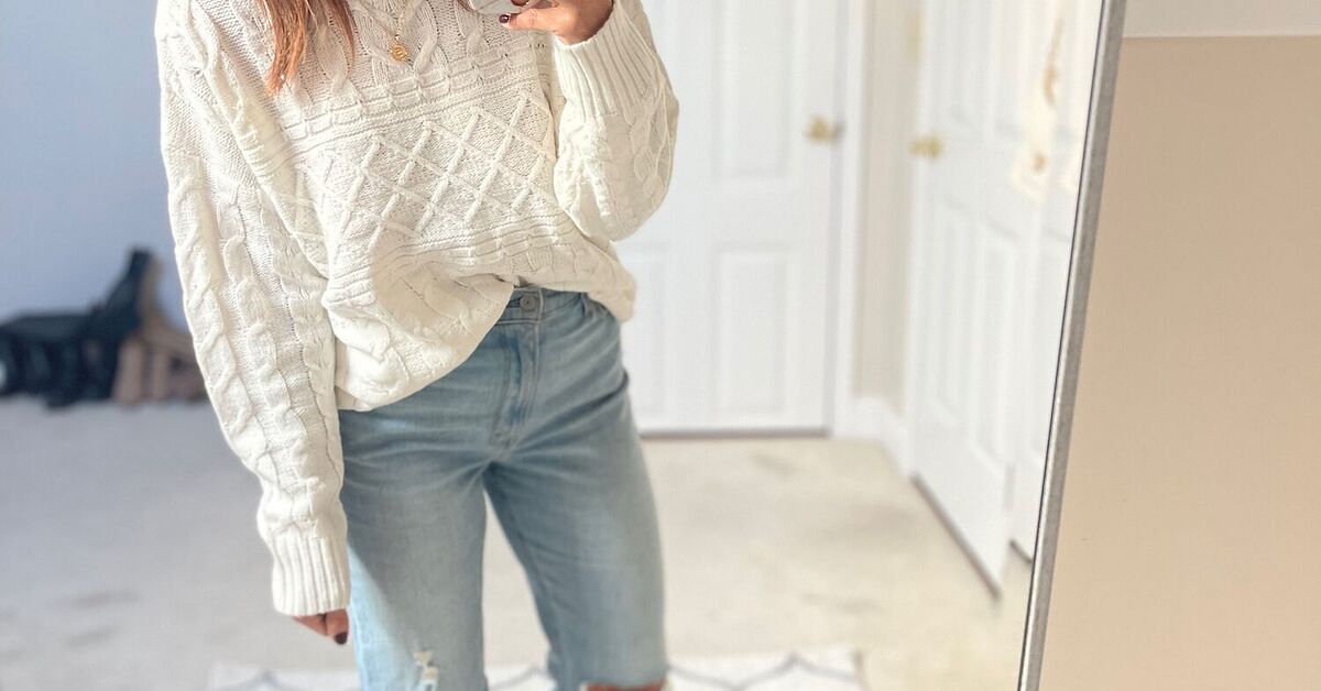 How To Restyle Sweater 4 Ways to Style a Cable Knit Sweater! | Upstyle