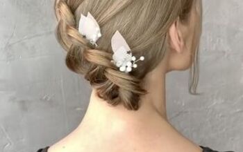 Calling All Brides: We Found Your Bridesmaid's Hairstyle
