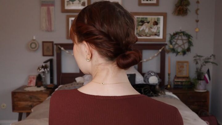 3 gorgeous and super easy cottagecore hairstyles, Hairstyle 2 Twisted bun hairstyle