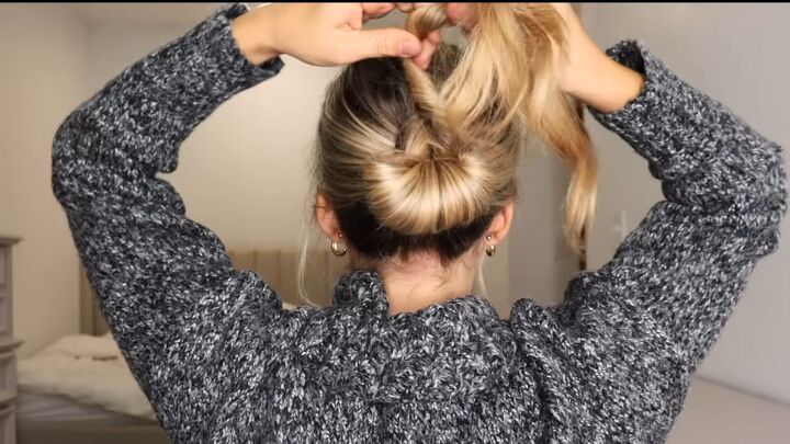 Lumpy Buns 5 Super Cute and Easy Low Messy Bun Hairstyles | Upstyle