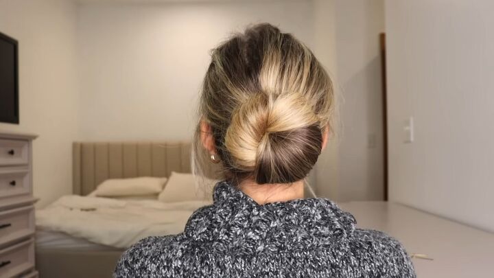 5 super cute and easy low messy bun hairstyles, Low messy bun updo 5