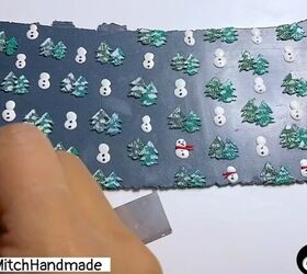 how to diy polymer clay christmas earrings, Marking the snowmen
