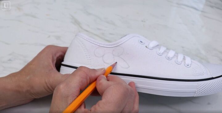 how to do super cute rose embroidery on canvas shoes, Sketching design