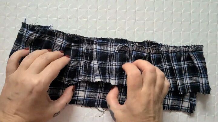 how to upcycle an old plaid shirt into a cute ruffle top, Inside view