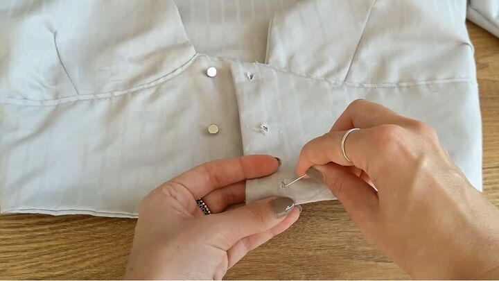 upcycle tutorial make a plunge neckline blouse from old sheets, Adding buttons