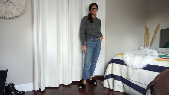 7 comfy but professional work from home outfit ideas, Jeans and sweater