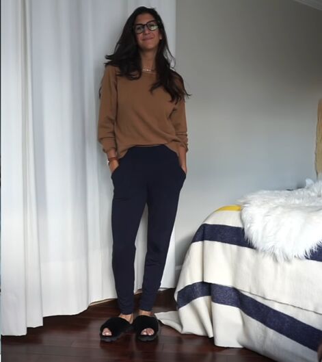 7 comfy but professional work from home outfit ideas, Sweater and joggers